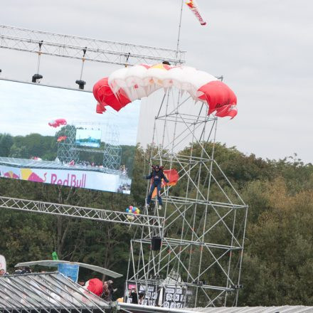 Red Bull Flugtag 2012 @ Brigittenauer Bucht Wien