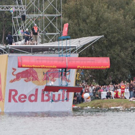 Red Bull Flugtag 2012 @ Brigittenauer Bucht Wien