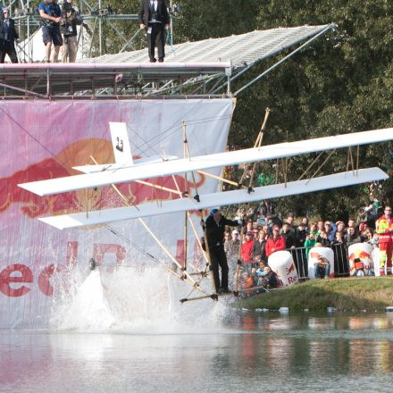 Red Bull Flugtag 2012 @ Brigittenauer Bucht Wien