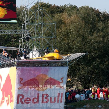 Red Bull Flugtag 2012 @ Brigittenauer Bucht Wien