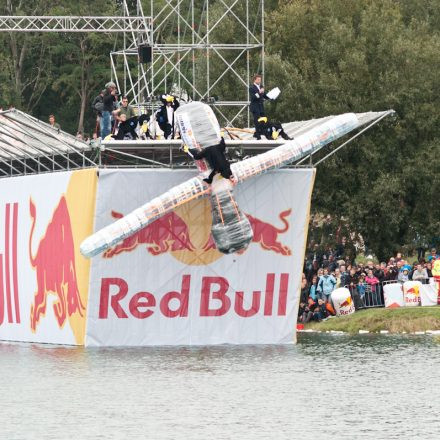 Red Bull Flugtag 2012 @ Brigittenauer Bucht Wien