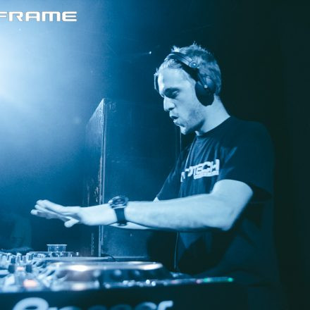 Mainframe feat. Wilkinson