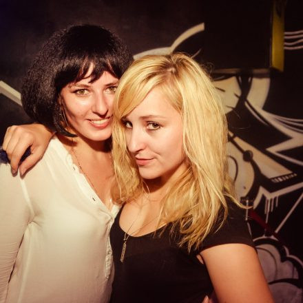 Viennas First 90ies CLUB @ The Loft