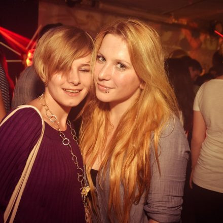 Viennas First 90ies CLUB @ The Loft