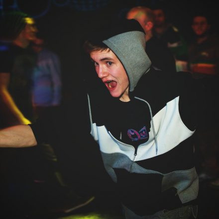 Drum and Bass gegen Hunger @ Camera Club