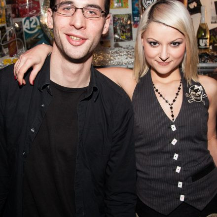 Addicted to Female Rockpower @ U4
