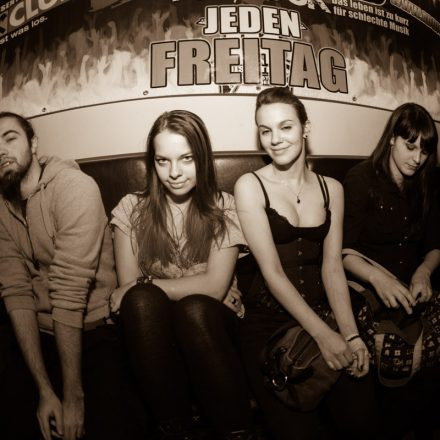 Addicted to Female Rockpower @ U4