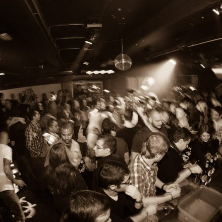 Addicted to Female Rockpower @ U4
