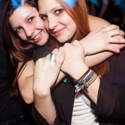Addicted to Female Rockpower @ U4