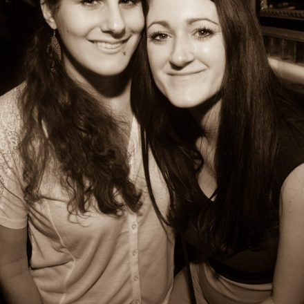 Addicted to Female Rockpower @ U4
