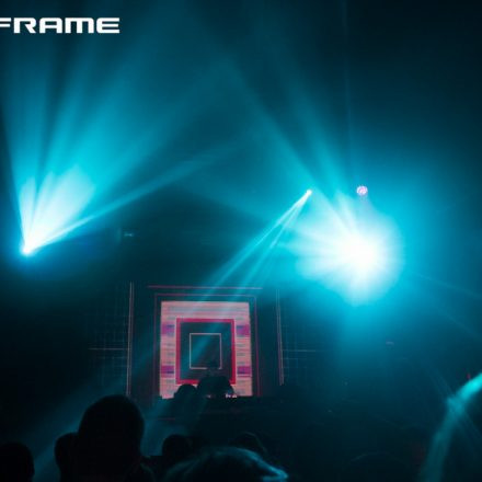 Mainframe feat. Hybrid Minds