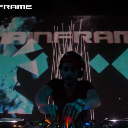 Mainframe feat. Hybrid Minds