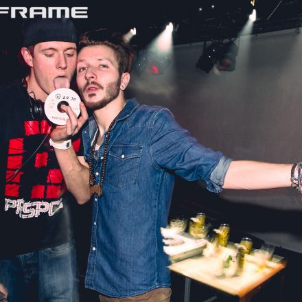 Mainframe & In Your Face pres. World Goes Down