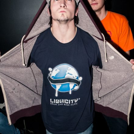 Mainframe & In Your Face pres. World Goes Down