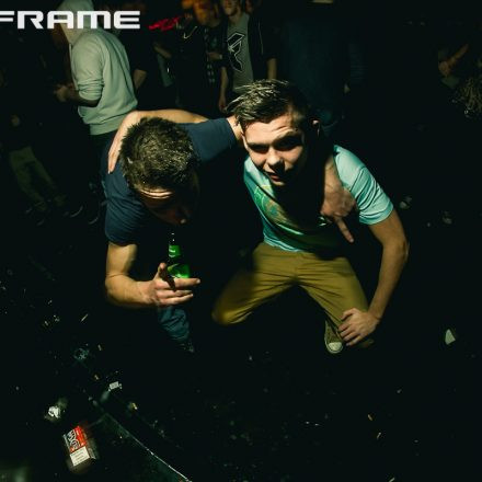 Mainframe & In Your Face pres. World Goes Down