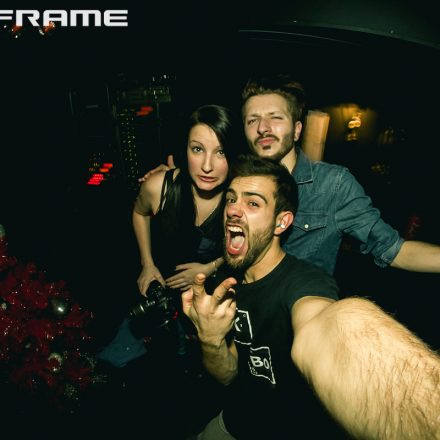 Mainframe & In Your Face pres. World Goes Down