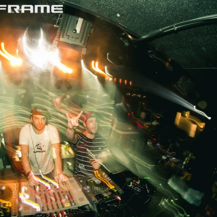 Mainframe & In Your Face pres. World Goes Down