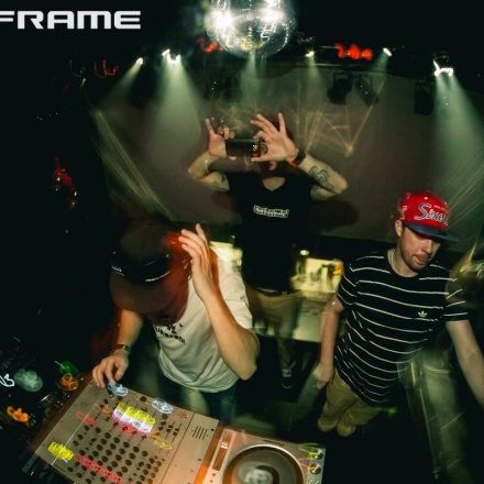 Mainframe & In Your Face pres. World Goes Down