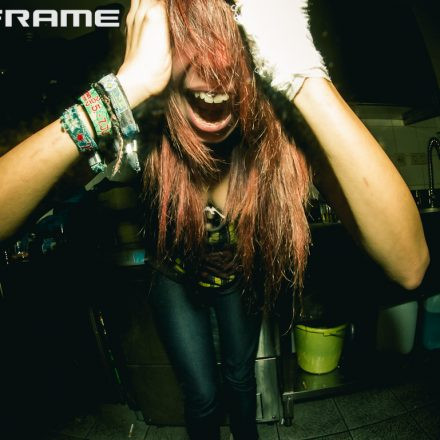 Mainframe & In Your Face pres. World Goes Down