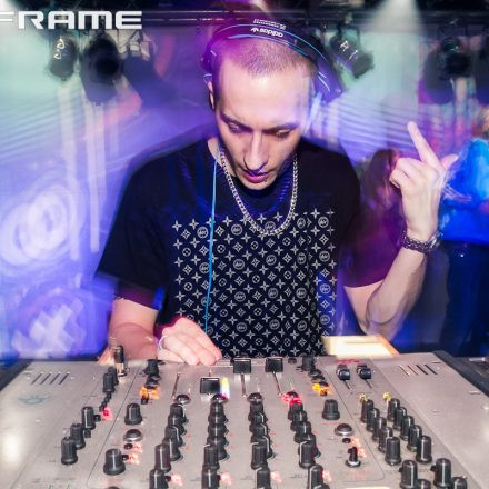 Mainframe & In Your Face pres. World Goes Down