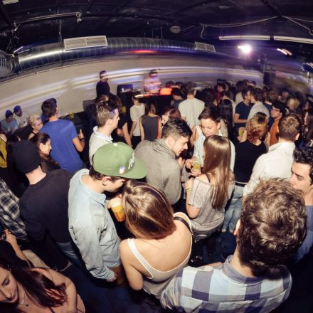 Lost in Bass: Endlich 15! @ Pratersauna (support by P.Lipiarski)