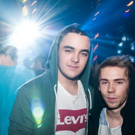 Eristoff Tracks Future Beatz feat. Fred V & Grafix @ Flex