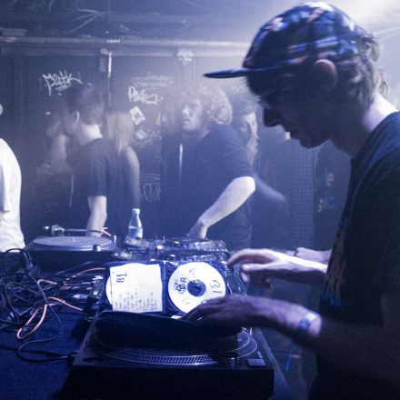 Eristoff Tracks Future Beatz feat. Fred V & Grafix @ Flex