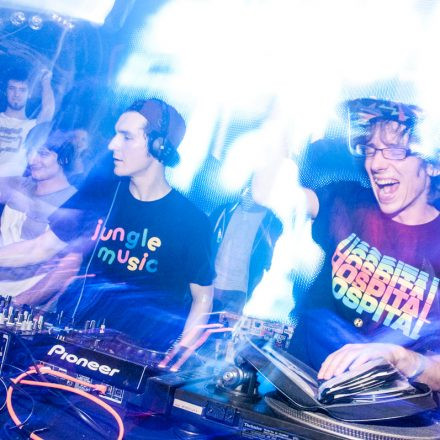 Eristoff Tracks Future Beatz feat. Fred V & Grafix @ Flex