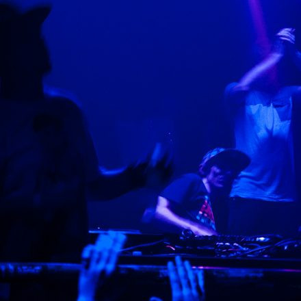 Eristoff Tracks Future Beatz feat. Fred V & Grafix @ Flex