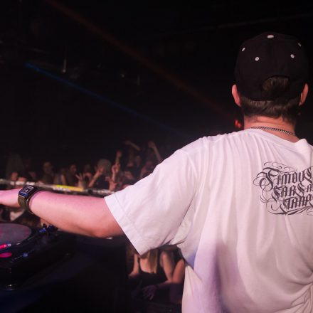 Eristoff Tracks Future Beatz feat. Fred V & Grafix Pt. II