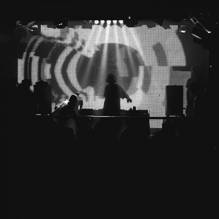 Eristoff Tracks Future Beatz feat. Fred V & Grafix Pt. II