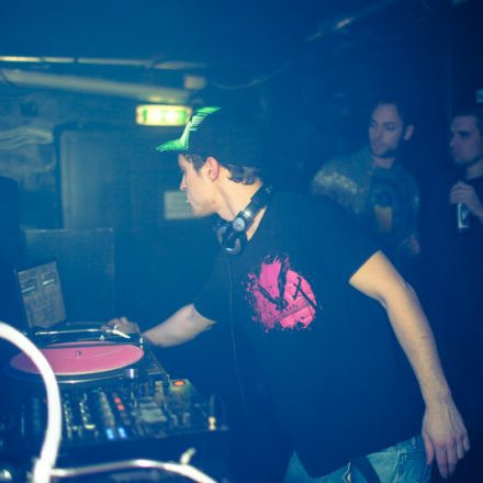 Reday2Rumble pres. die Musikveranstaltung ihres Vertrauens @ The Loft