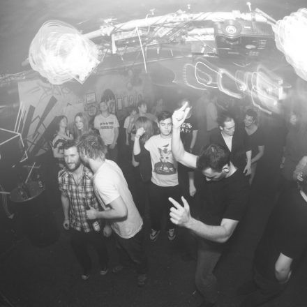 Reday2Rumble pres. die Musikveranstaltung ihres Vertrauens @ The Loft