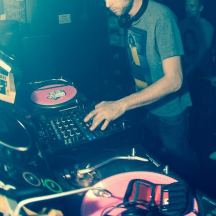 Reday2Rumble pres. die Musikveranstaltung ihres Vertrauens @ The Loft