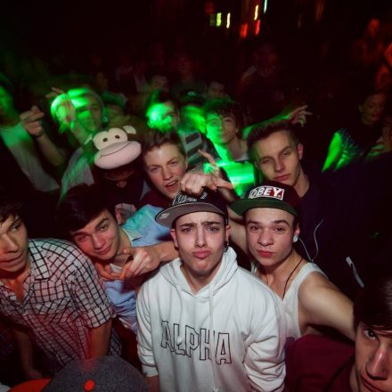 Wicked ft. Run Tingz @ Flex