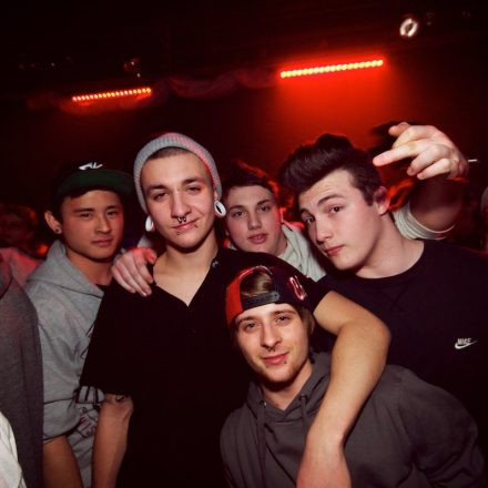 Wicked ft. Run Tingz @ Flex