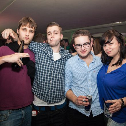 Schwester Semester @ The Loft
