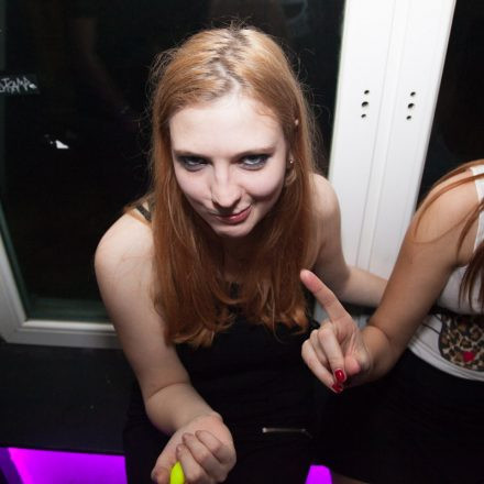 Schwester Semester @ The Loft