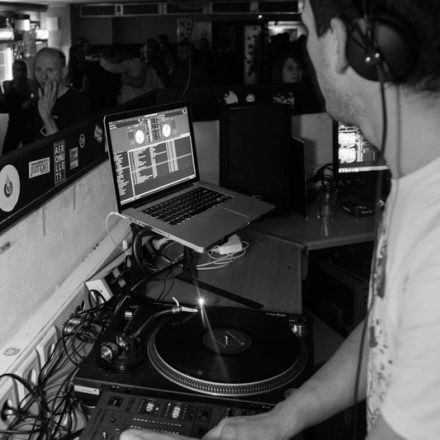 Schwester Semester @ The Loft