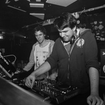 Schwester Semester @ The Loft