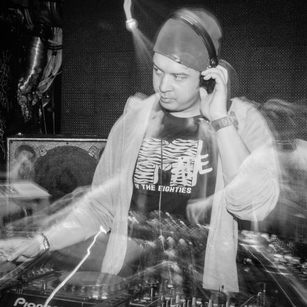 T H A T S H x T @ Flex