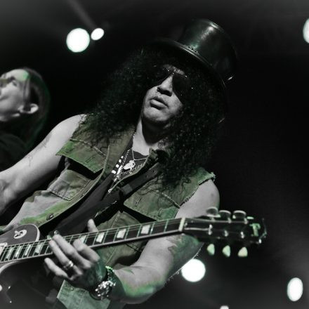 Slash feat. Myles Kennedy & The Conspirators