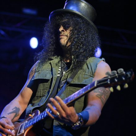 Slash feat. Myles Kennedy & The Conspirators