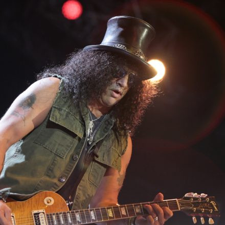 Slash feat. Myles Kennedy & The Conspirators