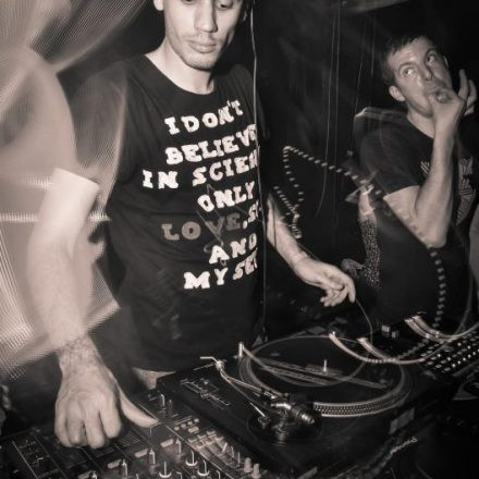 T H A T S H x T @ Flex