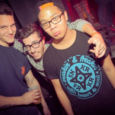 T H A T S H x T @ Flex