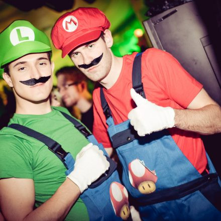 Cam Unifest Faschingsdienstag Gschnas @ Säulenhalle