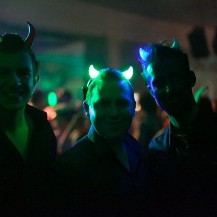 Cam Unifest Faschingsdienstag Gschnas @ Säulenhalle