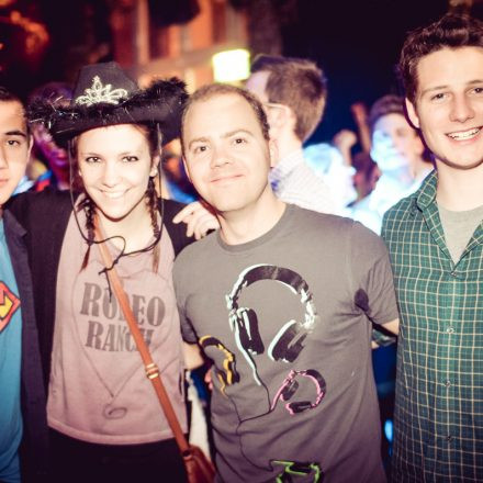 Cam Unifest Faschingsdienstag Gschnas @ Säulenhalle