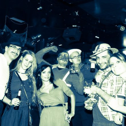 Hallowien vs. Fasching @ Klub Ost